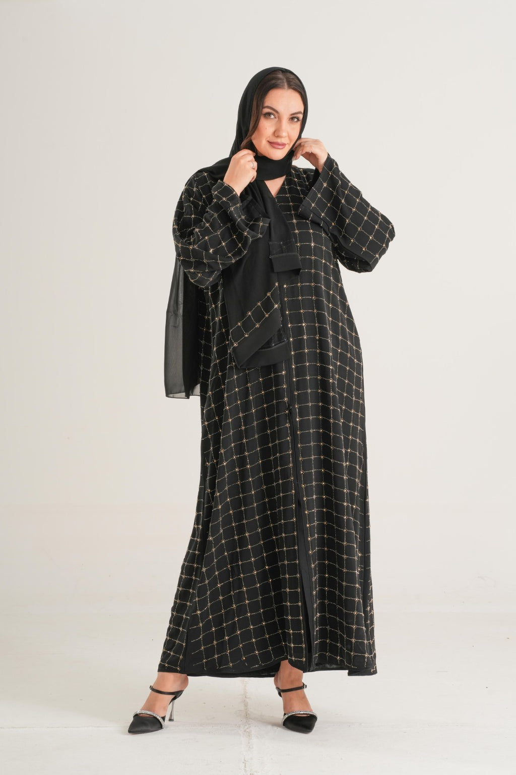 Golden Grid Luxe Abaya – Black