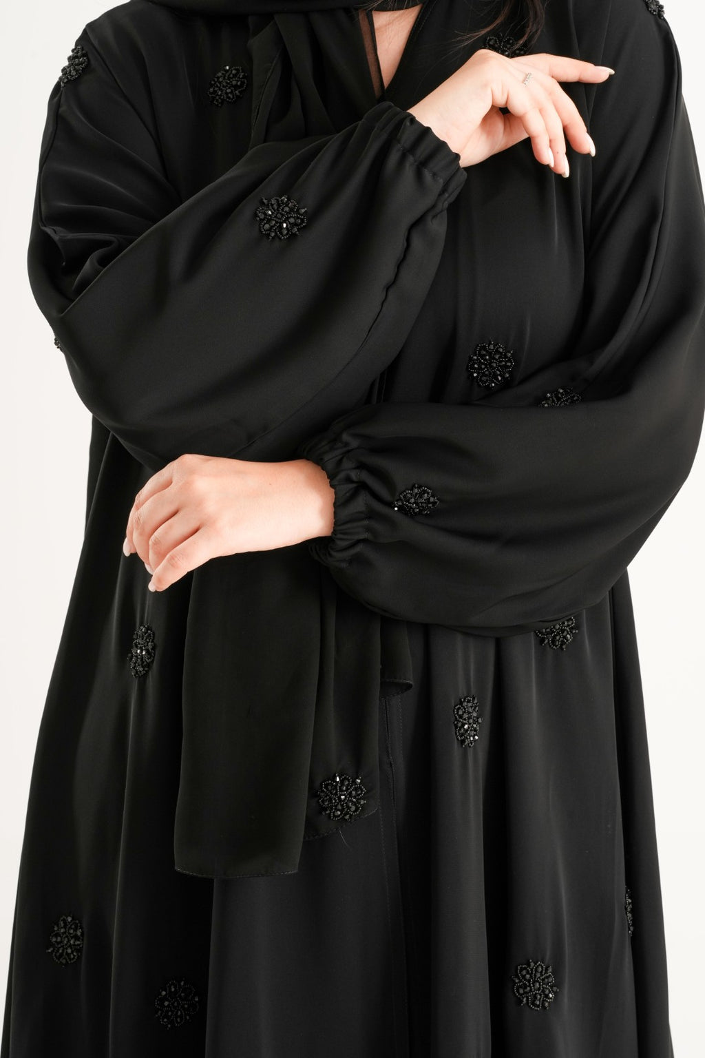 Midnight Bloom Embellished Abaya – Black