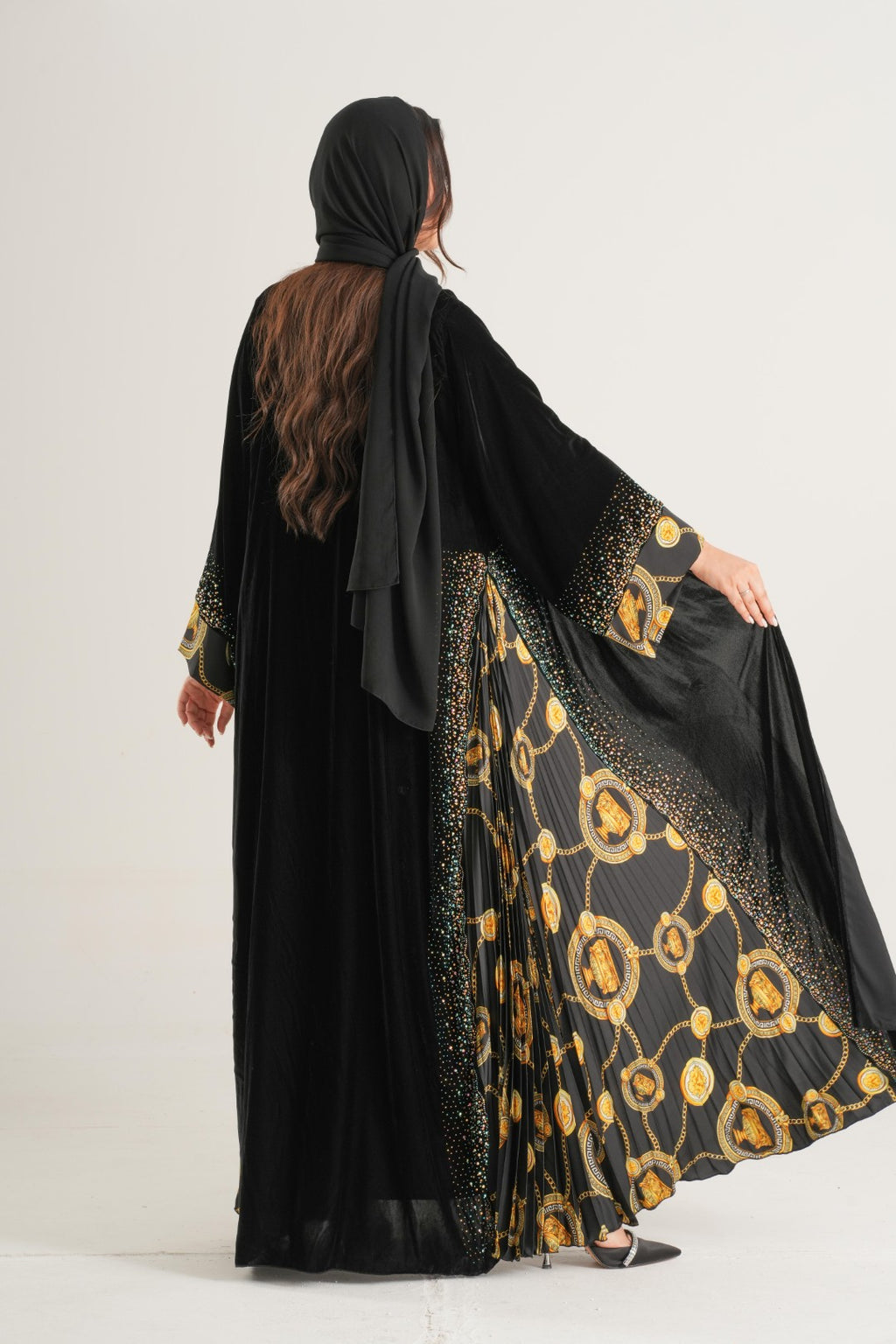 Regal Noir Golden Luxe