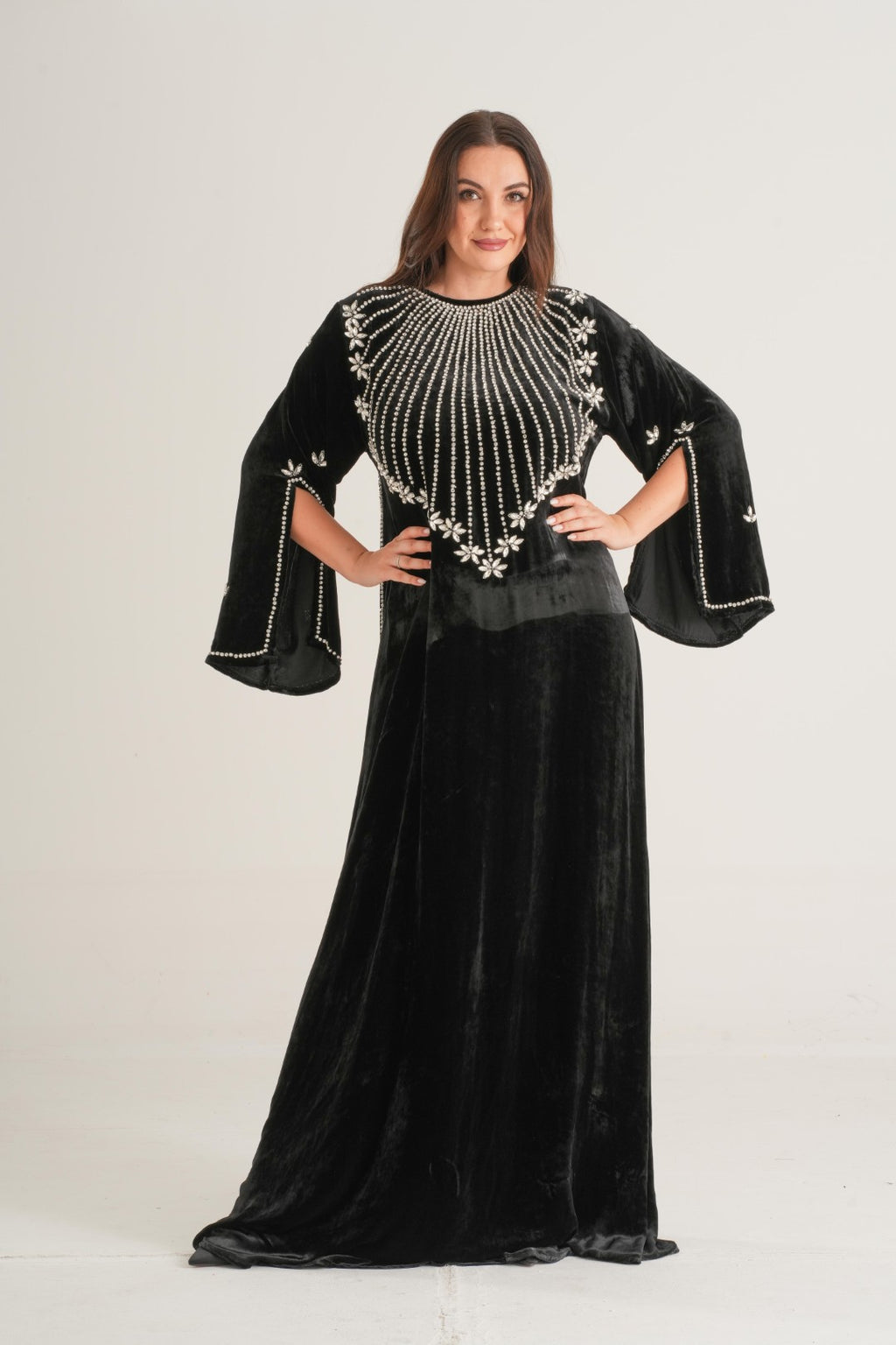 Belur Back Walk Embellished Abaya