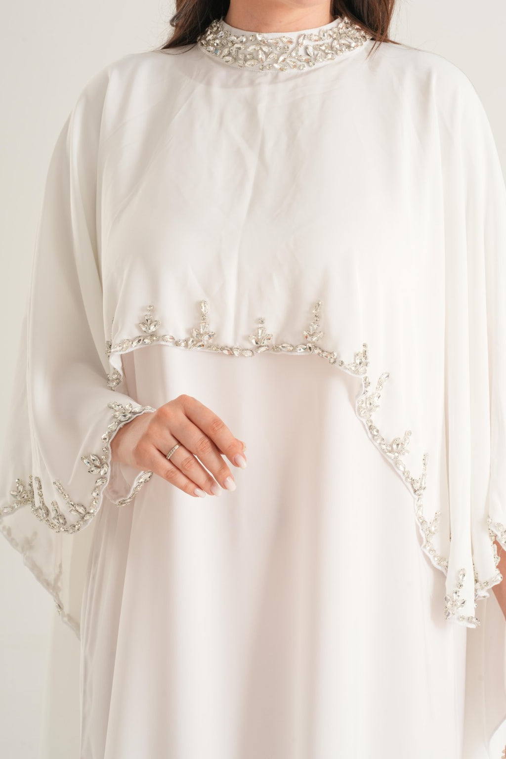 Crystal Pearl Embellished Abaya – Ivory White