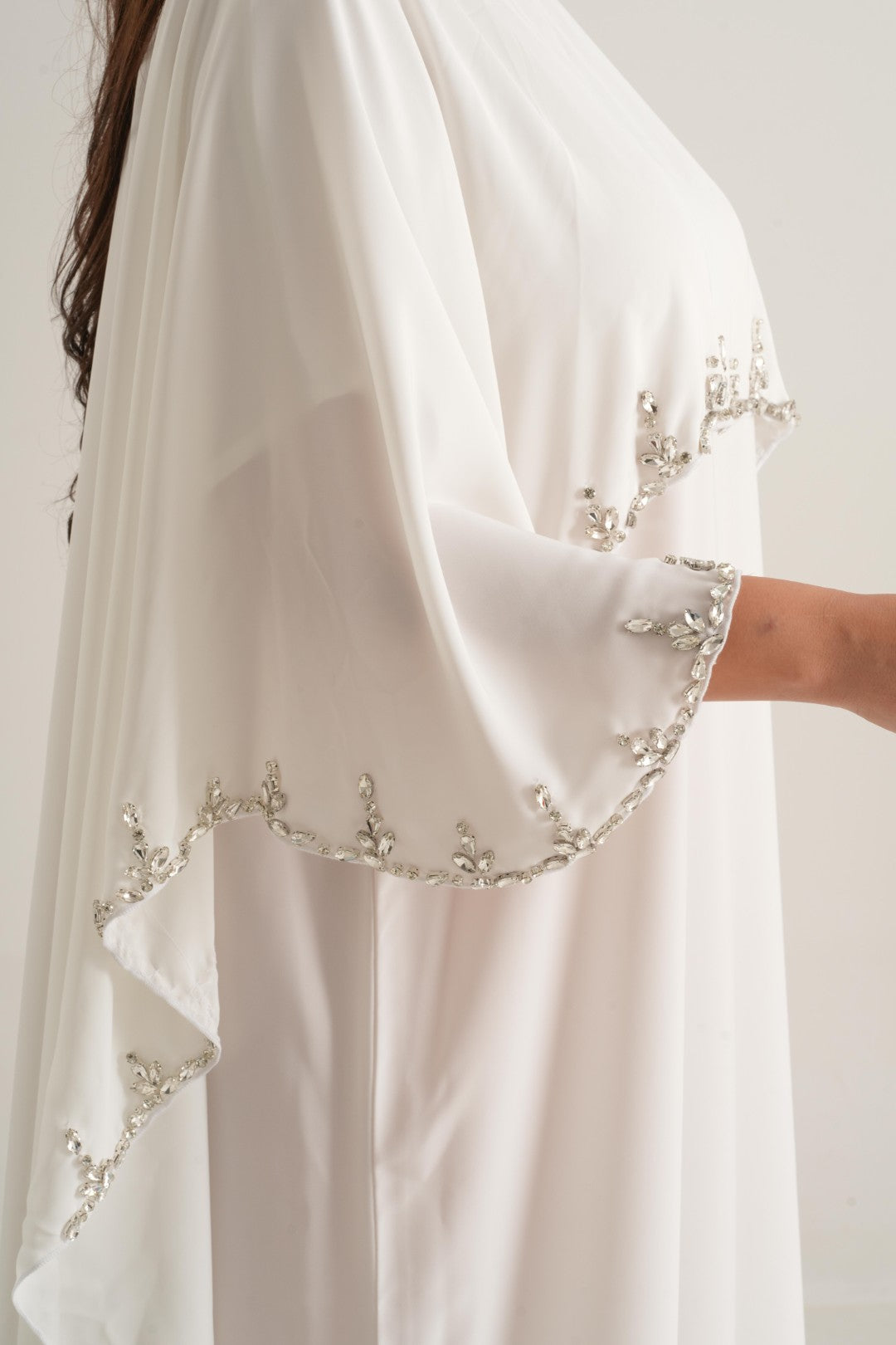 Crystal Pearl Embellished Abaya – Ivory White