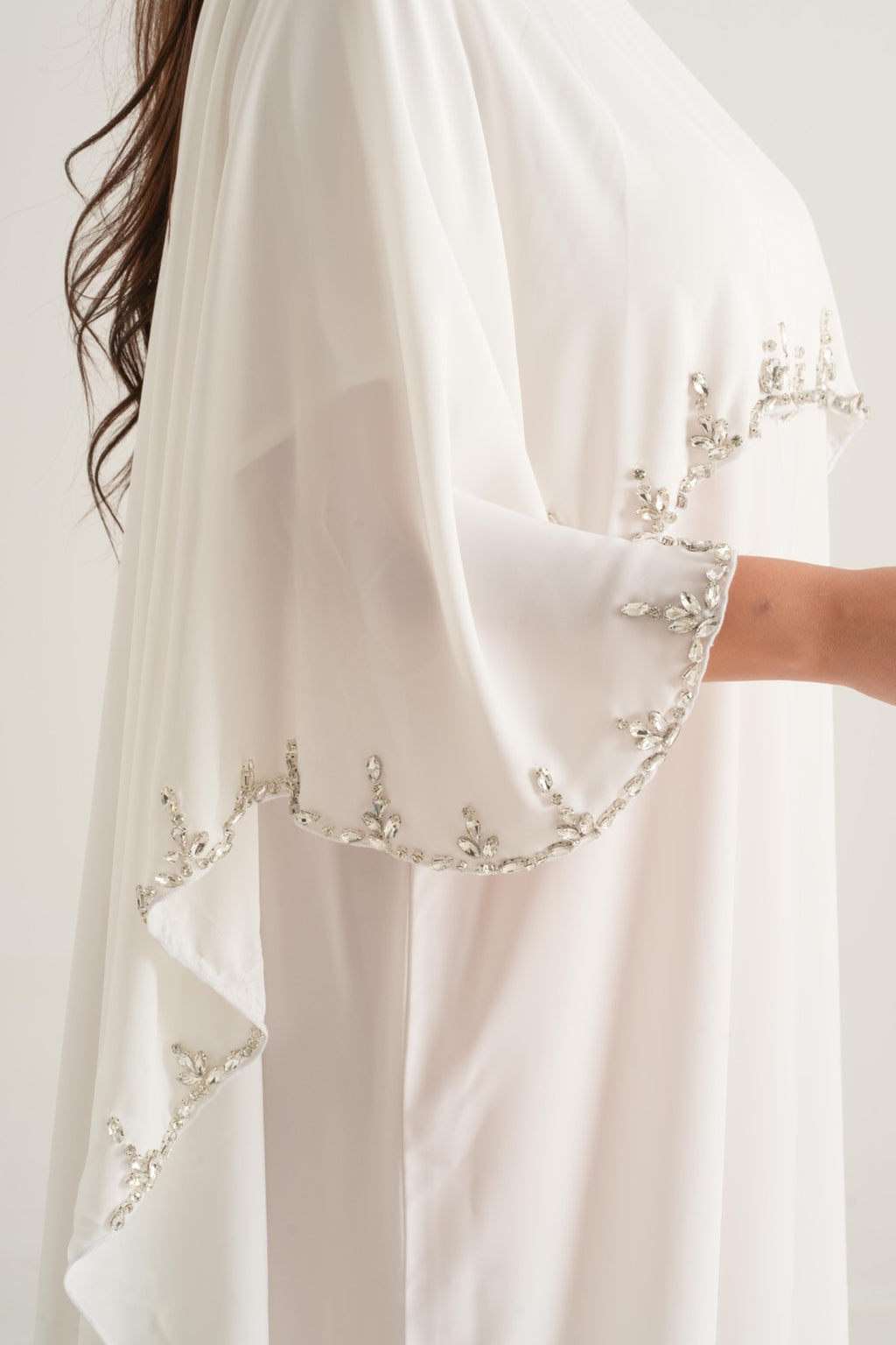 Crystal Pearl Embellished Abaya – Ivory White